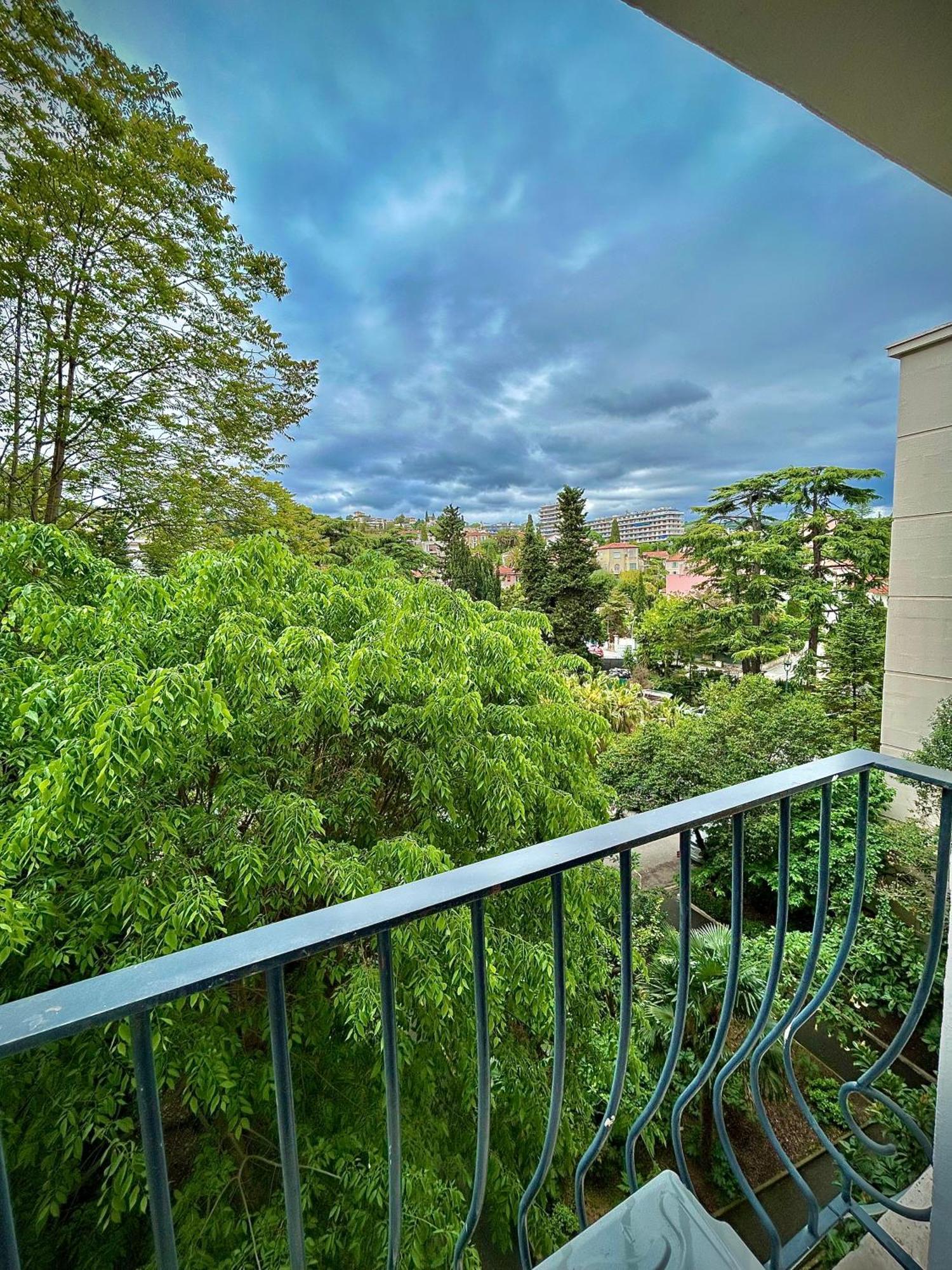 Lovely Riviera Apartment Nizza Exterior foto